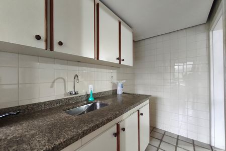 Apartamento para alugar com 101m², 2 quartos e 1 vaga Apartamento para alugar com 101m², 2 quartos e 1 vagaCozinha