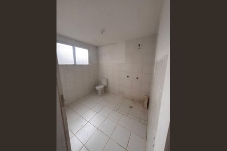 Banheiro  de apartamento para alugar com 2 quartos, 42m² em Mato Grande, Canoas