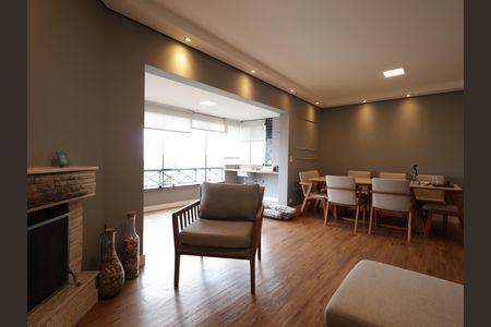 Apartamento à venda com 130m², 3 quartos e 3 vagasSala