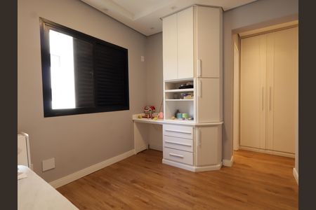Apartamento à venda com 130m², 3 quartos e 3 vagasSuíte 1