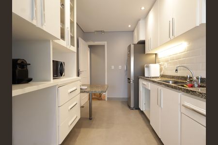 Apartamento à venda com 130m², 3 quartos e 3 vagasCozinha