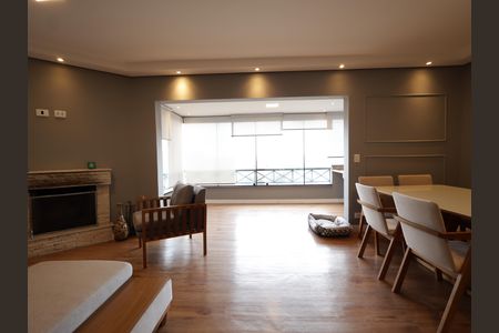 Sala de apartamento à venda com 3 quartos, 130m² em Fazenda Morumbi, São Paulo