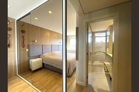 Apartamento à venda com 118m², 3 quartos e 3 vagas