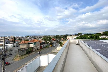 Casa à venda com 1000m², 4 quartos e 8 vagas Casa à venda com 1000m², 4 quartos e 8 vagasTelhado