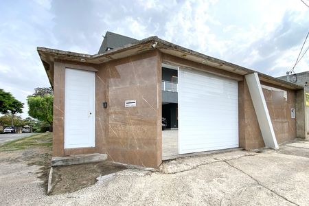 Casa à venda com 1000m², 4 quartos e 8 vagas