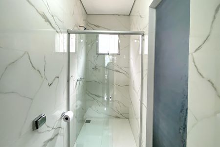 Casa à venda com 1000m², 4 quartos e 8 vagas Casa à venda com 1000m², 4 quartos e 8 vagasBanheiro da Sala