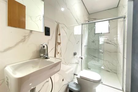 Casa à venda com 1000m², 4 quartos e 8 vagas Casa à venda com 1000m², 4 quartos e 8 vagasBanheiro da Sala