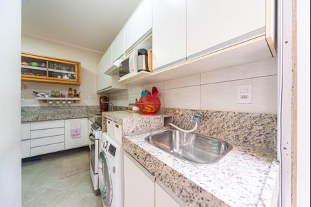 Apartamento à venda com 78m², 3 quartos e 2 vagas Apartamento à venda com 78m², 3 quartos e 2 vagasÁrea de Serviço