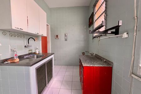 Apartamento para alugar com 60m², 2 quartos e sem vagaCozinha 