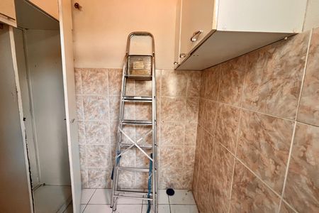 Apartamento para alugar com 60m², 2 quartos e sem vagaQuarto de Serviço