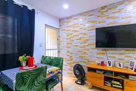 Sala de casa à venda com 3 quartos, 360m² em Pilares, Rio de Janeiro