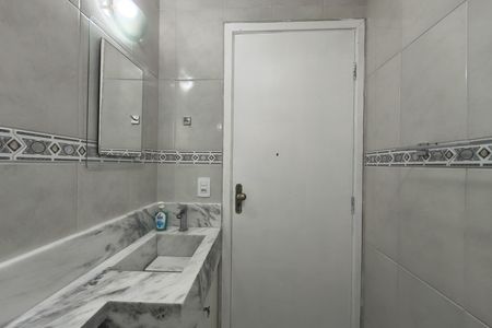 Apartamento para alugar com 84m², 2 quartos e 1 vaga Apartamento para alugar com 84m², 2 quartos e 1 vagaBanheiro da Suíte