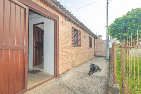 Casa à venda com 100m², 2 quartos e 2 vagas Casa à venda com 100m², 2 quartos e 2 vagasFachada/placa