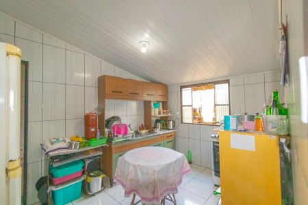 Casa à venda com 100m², 2 quartos e 2 vagas Casa à venda com 100m², 2 quartos e 2 vagasCozinha