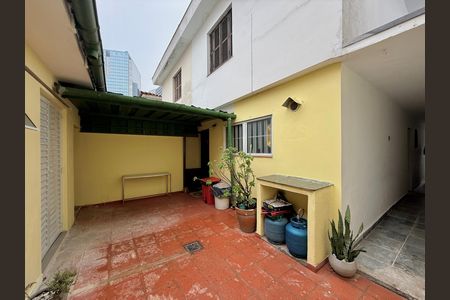 Casa para alugar com 155m², 3 quartos e 2 vagas Casa para alugar com 155m², 3 quartos e 2 vagasQuintal