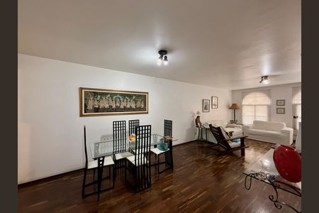 Casa para alugar com 155m², 3 quartos e 2 vagas Casa para alugar com 155m², 3 quartos e 2 vagasSala