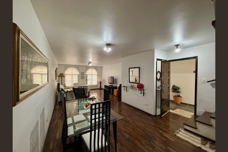 Sala de casa para alugar com 3 quartos, 155m² em Vila Sao Francisco (zona Sul), São Paulo