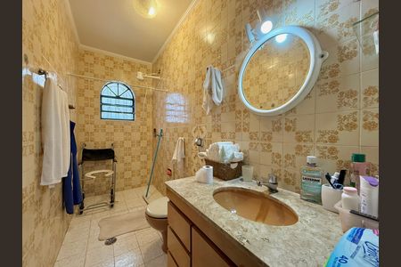 Casa para alugar com 155m², 3 quartos e 2 vagas Casa para alugar com 155m², 3 quartos e 2 vagasBanheiro Social