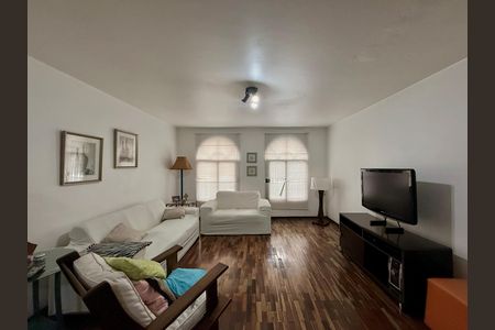Casa para alugar com 155m², 3 quartos e 2 vagas Casa para alugar com 155m², 3 quartos e 2 vagasSala