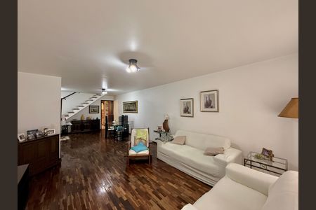 Casa para alugar com 155m², 3 quartos e 2 vagas Casa para alugar com 155m², 3 quartos e 2 vagasSala