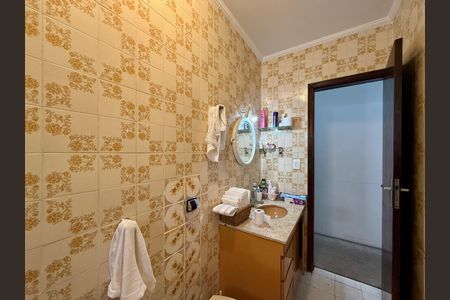 Casa para alugar com 155m², 3 quartos e 2 vagas Casa para alugar com 155m², 3 quartos e 2 vagasBanheiro Social