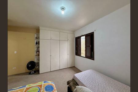 Casa para alugar com 155m², 3 quartos e 2 vagas Casa para alugar com 155m², 3 quartos e 2 vagasSuíte
