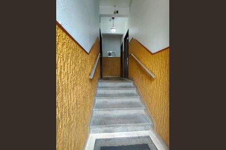Apartamento à venda com 51m², 2 quartos e 1 vagaEscada 