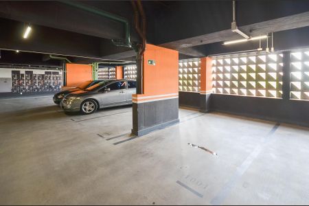 Apartamento à venda com 244m², 4 quartos e 5 vagas Apartamento à venda com 244m², 4 quartos e 5 vagasGaragem