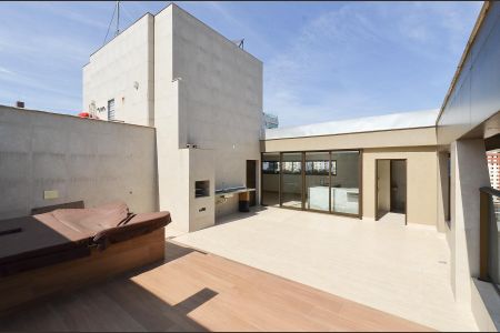 Apartamento à venda com 244m², 4 quartos e 5 vagas Apartamento à venda com 244m², 4 quartos e 5 vagasÁrea Cobertura