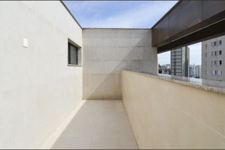 Apartamento à venda com 244m², 4 quartos e 5 vagas Apartamento à venda com 244m², 4 quartos e 5 vagasVaranda Suíte 4