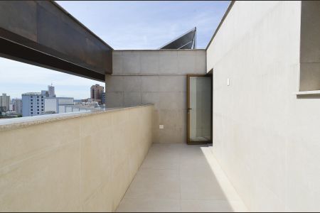 Apartamento à venda com 244m², 4 quartos e 5 vagas Apartamento à venda com 244m², 4 quartos e 5 vagasVaranda Suíte 4