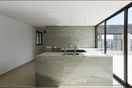 Apartamento à venda com 244m², 4 quartos e 5 vagas Apartamento à venda com 244m², 4 quartos e 5 vagasCozinha