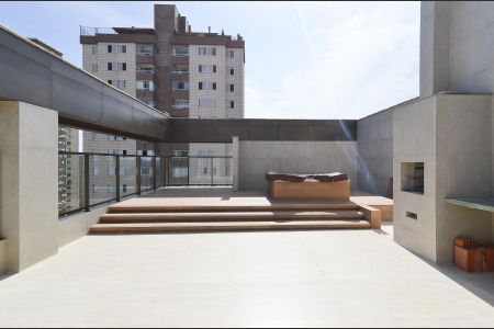Apartamento à venda com 244m², 4 quartos e 5 vagas Apartamento à venda com 244m², 4 quartos e 5 vagasÁrea Cobertura