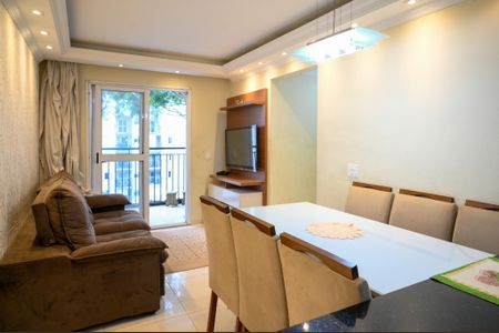 Sala de apartamento para alugar com 3 quartos, 63m² em Jardim Celeste, São Paulo