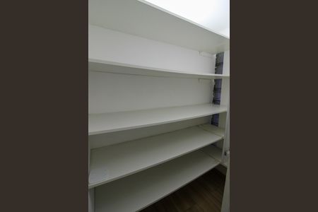 Apartamento à venda com 63m², 3 quartos e 1 vaga Apartamento à venda com 63m², 3 quartos e 1 vagaDespensa