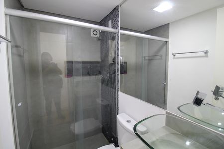Apartamento à venda com 63m², 3 quartos e 1 vaga Apartamento à venda com 63m², 3 quartos e 1 vagaBanheiro