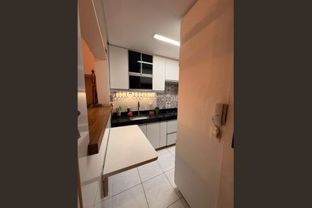 Apartamento à venda com 56m², 2 quartos e 1 vagaCozinha