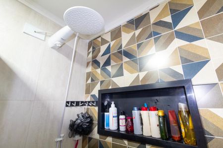 Apartamento à venda com 70m², 3 quartos e 1 vaga Apartamento à venda com 70m², 3 quartos e 1 vagaBanheiro