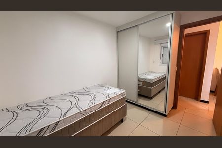 Quarto 1 de apartamento para alugar com 2 quartos, 56m² em Setor Bueno, Goiânia
