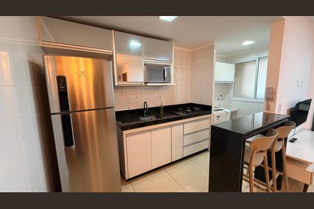 Cozinha de apartamento para alugar com 2 quartos, 56m² em Setor Bueno, Goiânia