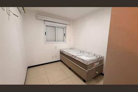 Quarto 1 de apartamento para alugar com 2 quartos, 56m² em Setor Bueno, Goiânia
