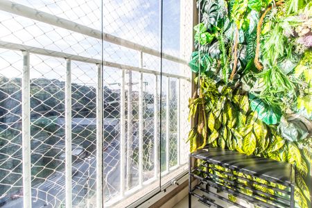 Apartamento à venda com 55m², 2 quartos e 1 vagaVaranda