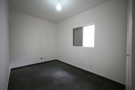 Casa para alugar com 160m², 2 quartos e 2 vagasQuarto 1