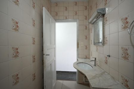 Casa para alugar com 160m², 2 quartos e 2 vagasBanheiro