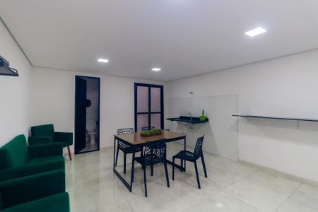 Apartamento para alugar com 30m², 1 quarto e sem vagaÁrea comum - Salão de festas