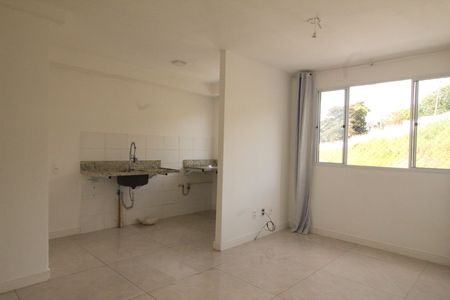 Sala de estar de apartamento para alugar com 2 quartos, 47m² em Buritis, Belo Horizonte