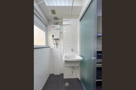Apartamento à venda com 65m², 3 quartos e 1 vagaÁrea de Serviço