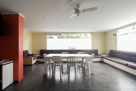 Apartamento à venda com 81m², 3 quartos e 2 vagas Apartamento à venda com 81m², 3 quartos e 2 vagasÁrea de Serviço