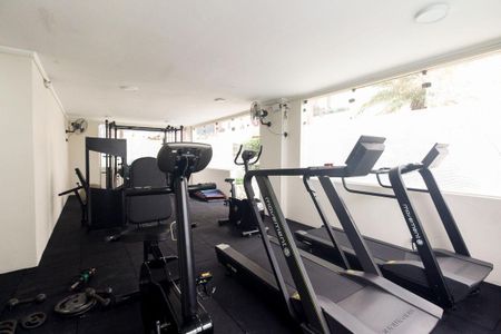 Apartamento à venda com 81m², 3 quartos e 2 vagas Apartamento à venda com 81m², 3 quartos e 2 vagasÁrea de Serviço