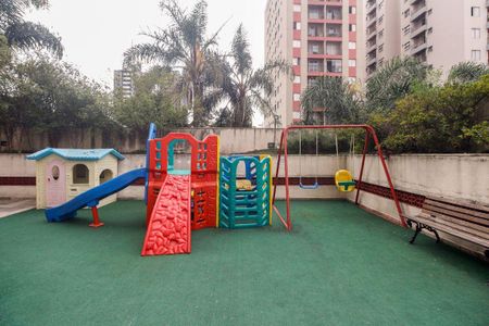 Apartamento à venda com 81m², 3 quartos e 2 vagas Apartamento à venda com 81m², 3 quartos e 2 vagasÁrea de Serviço